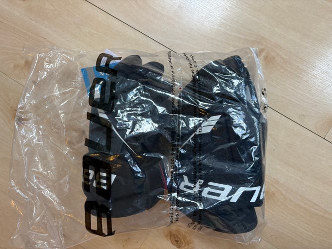 Bauer Lil Sport Gloves 12" (New)