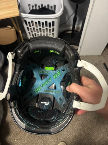 Medium Bauer Re-Akt 85 Helmet Pro Stock (Used)