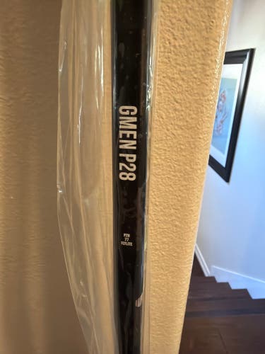 Senior Bauer Vapor Flylite Right Handed Hockey Stick P28 77 Flex Pro Stock (New)
