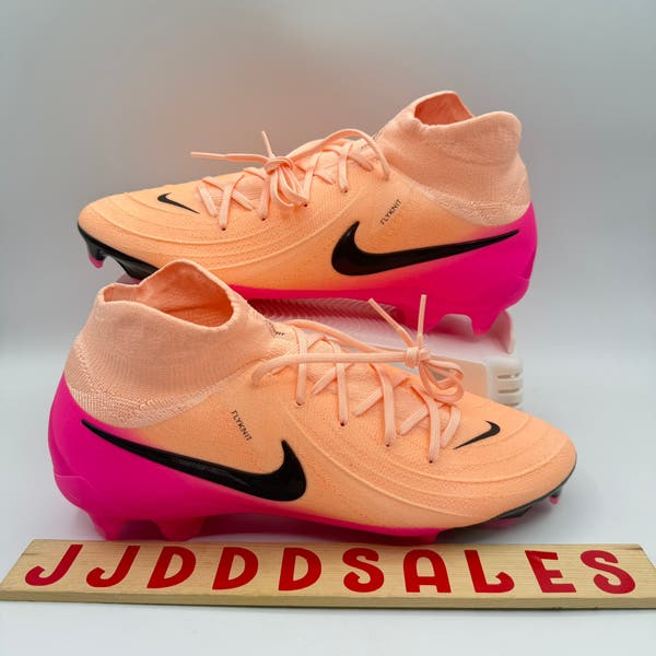 Nike Phantom Luna II 2 Pro FG Soccer Cleats Crimson Pink  display picture 1