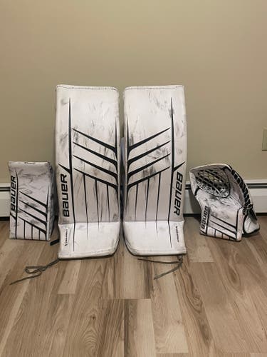 32" 2025 Bauer Flylite Regular Goalie Full Set Pro Stock (Used)