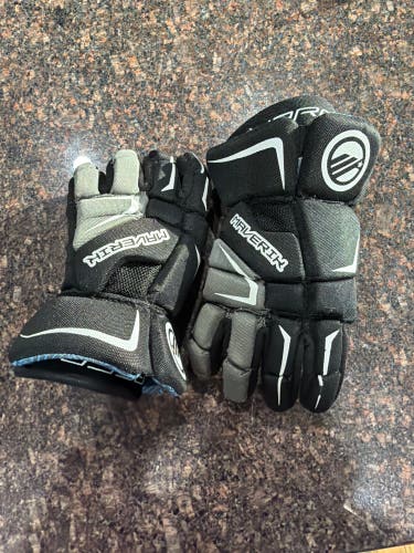 Used Small 10" Maverik Charger Lacrosse Gloves