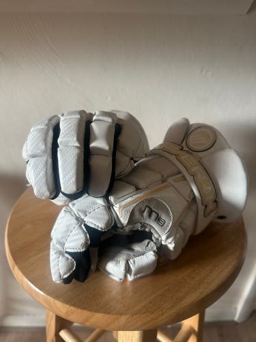 Maverik M3 Lacrosse Gloves