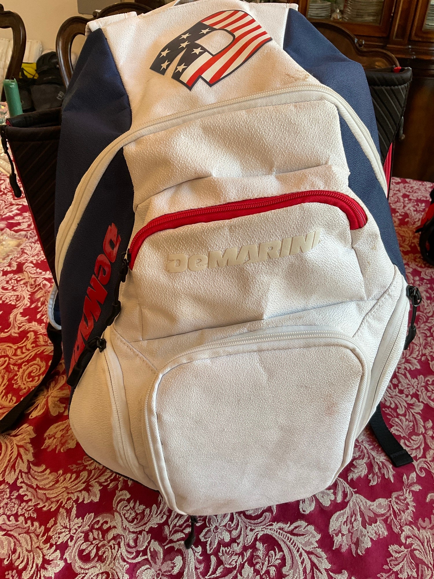 Sac à Dos DeMarini Baseball Rouge Blanc Bleu - Drapeau USA