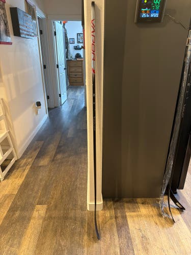 Senior Bauer Vapor Pro Stock Right Handed Hockey Stick P92 70 Flex (New)