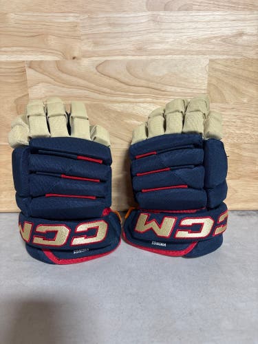 CCM HG4P3C Gloves 11" (New)
