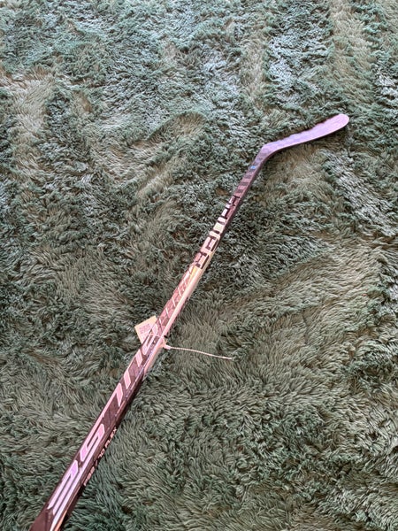 New Senior Bauer Pulse Hockey Stick RH P92 70 Flex | 66"