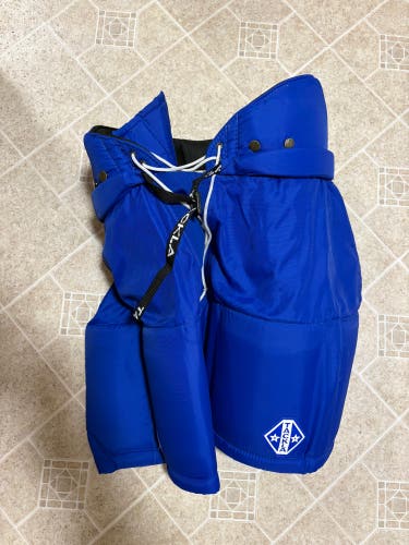 Blue Senior Size 52 Tackla Hockey Pants (Used)