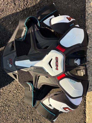 Large Senior CCM JetSpeed FT6 Pro Shoulder Pads (Used)