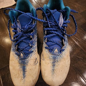 Men's Size M 9.5 (W 10.5) Under Armour Mid Top Molded Cleats (Used)