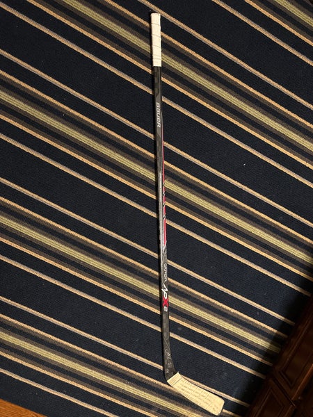 Signed Game-Used Patrick Kane Stick(2013)