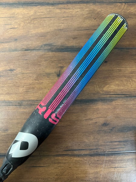 DeMarini Prism 28/17 (-11) Fastpitch Softball Bat