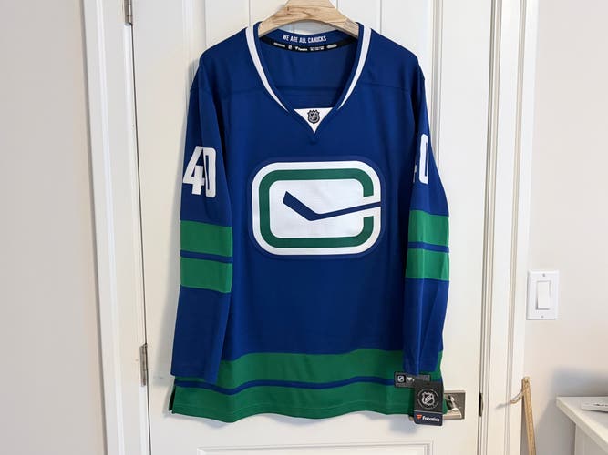 BNWT Authentic Fanatics Vancouver Canucks Elias Pettersson Womens Jersey 3XL