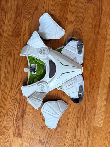 Large Adult Maverik Shoulder Pads (Used)