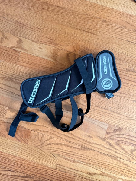 Adult Medium/Large Maverik Rib Pad (Used)