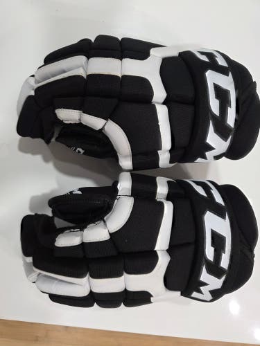 CCM Gloves 14" (Used)