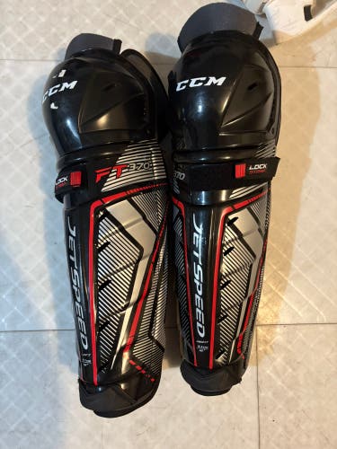 Senior CCM JetSpeed FT370 16" Shin Pads (New)