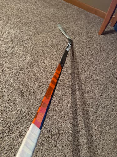 Senior Bauer Custom Left Hand Hockey Stick P28 77 Flex (Used)
