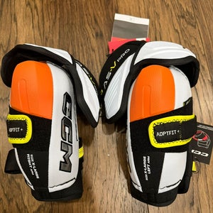 Senior size SMALL  CCM Tacks AS-V Pro Elbow Pads (New)