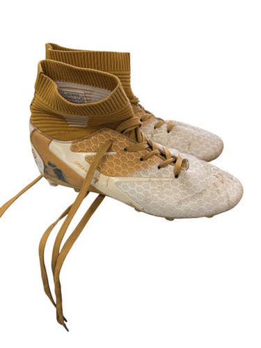 Used Soccer Cleats White And Gold Senior 6 11862-S000093477