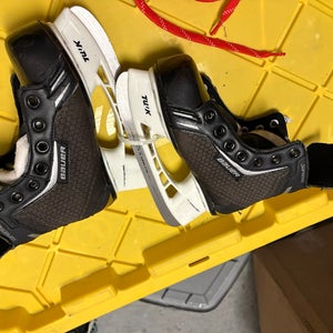 Bauer Hockey Skates 13 (Used)