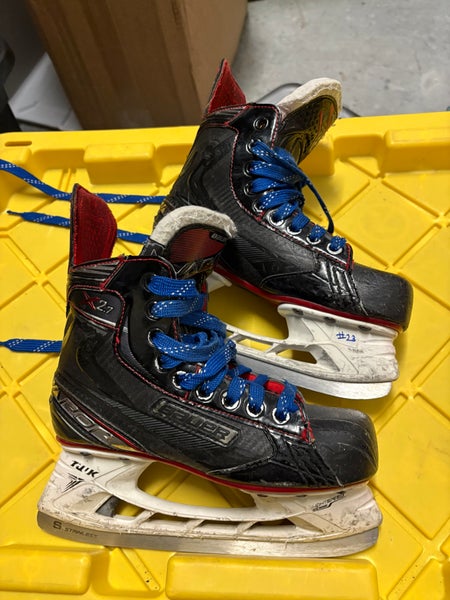 Bauer Hockey Skates (Used)