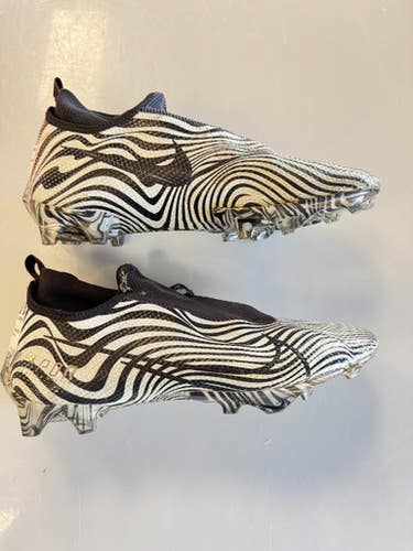 Used Nike Adult FB Cleats White Senior 11 11860-S000306388