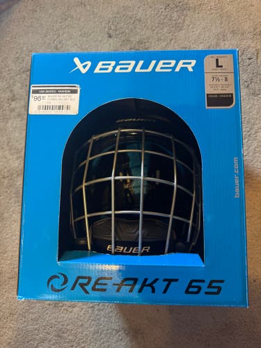 New Bauer ReAkt 65 Pro Stock Helmet combo w/ cage - Black