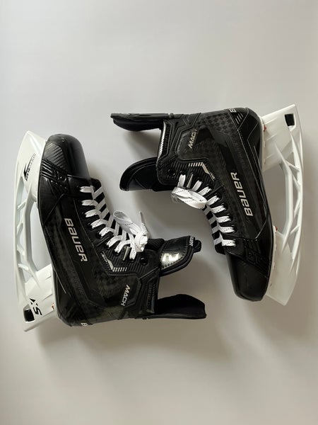 Bauer Supreme Mach Hockey Skates Regular Width Pro Stock 9.5 (Used)