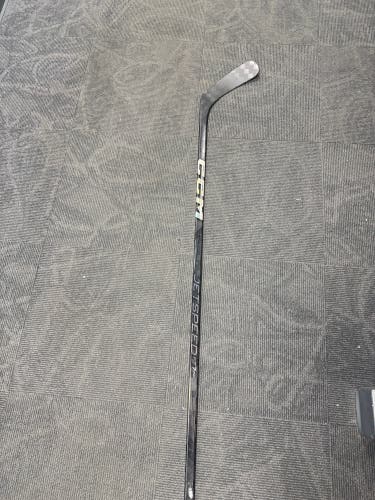 Senior CCM JetSpeed FT7 Pro Right Handed Hockey Stick P29 65 Flex Pro Stock (Used)