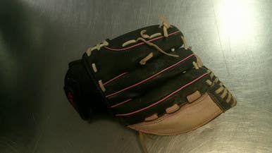 Used Wilson A440 BB/SB Glove RH Throw Black 11" 11868-S000068447