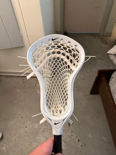 Nike L4 White ( New )