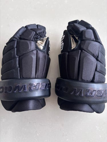 Sher-Wood HOF 5030 Gloves 14" (Used)