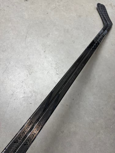 2 PACK 95 Flex P90 Senior Bauer Vapor Hyperlite2 Left Hand Hockey Stick (New) Pro Stock