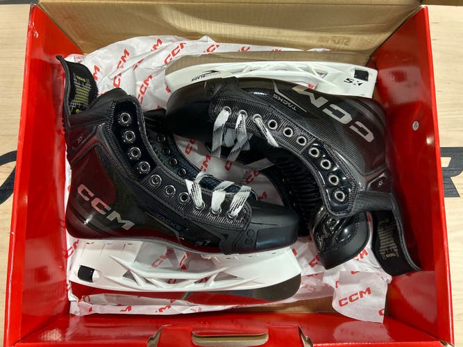 CCM Tacks XF Hockey Skates Intermediate 6.5 Regular Width (New)