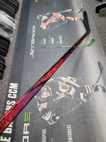 P28 | 87 Flex NEW! Senior Bauer Twitch Left Hand Hockey Stick P28 87 Flex Pro Stock (New)