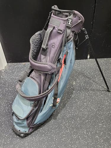 Used Titleist 4 WAY STAND BAG Mens Stand Bag Black 11849-S000038295