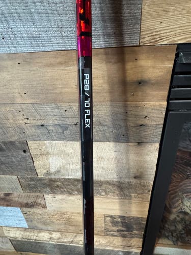Senior Bauer Twitch Left Hand Hockey Stick P28 70 Flex (New)