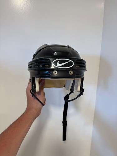 Small Nike Bauer 4500 Helmet (Used)