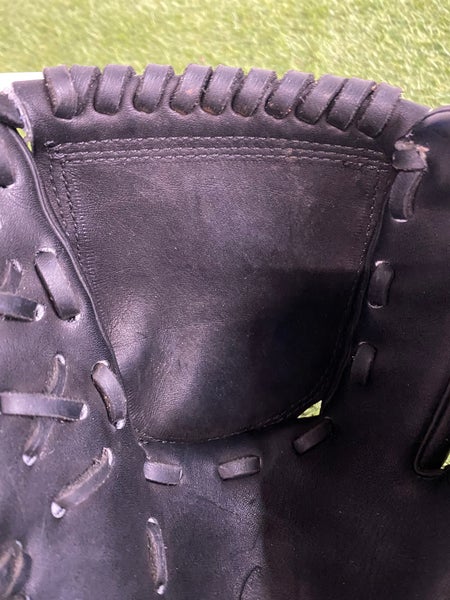 Shadow RH Pitcher's Baseball Glove | 11.5