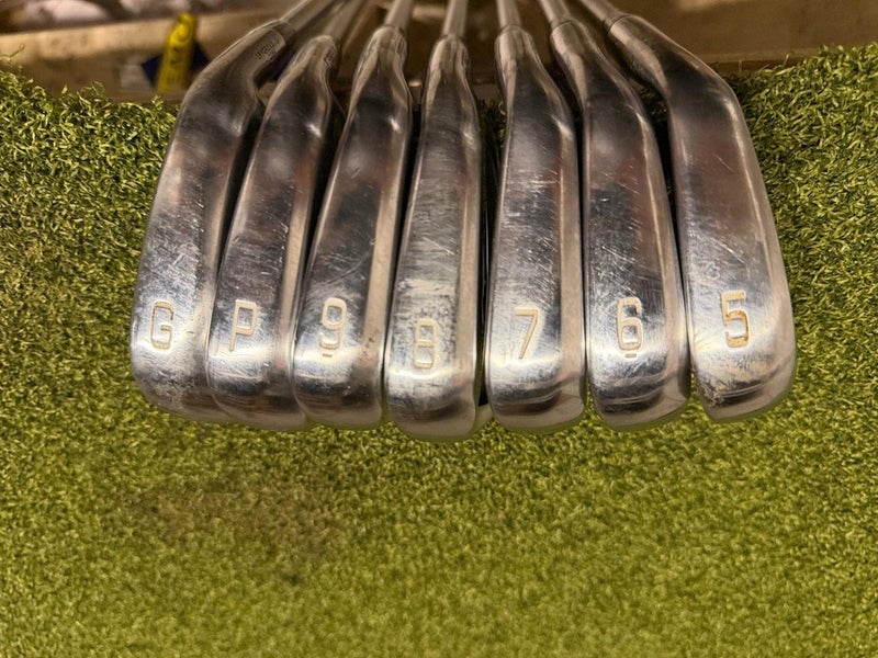 Mizuno Pro 243 5-GW Iron Set, Project X LS Stiff Flex Shafts, RH