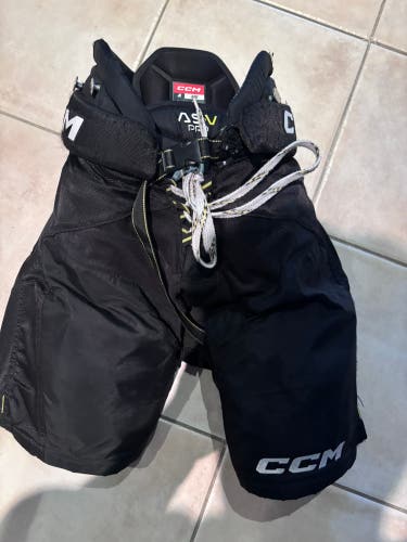 Junior Large CCM AS-V Pro Hockey Pants (Used)