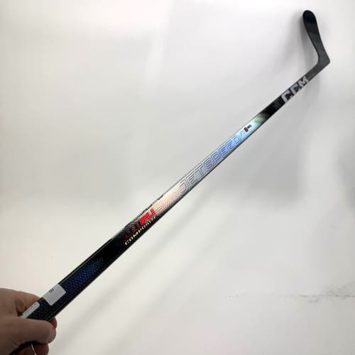 New Left CCM Jetspeed FT8 Pro | 65 Flex P86 Curve Grip | BH401