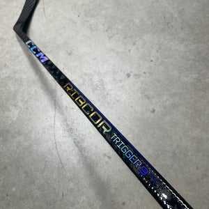 95 Flex P28M Senior CCM RibCor Trigger 9 Pro Right Hand Hockey Stick Pro Stock (New)