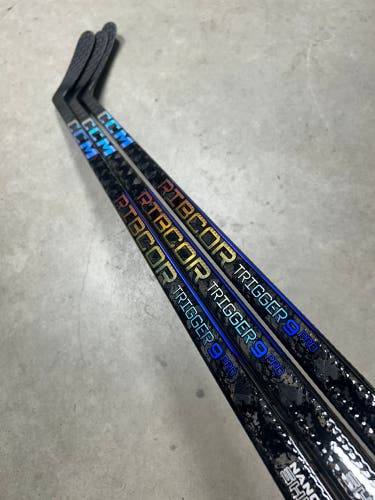 3 PACK 95 Flex P28M Senior CCM RibCor Trigger 9 Pro Right Hand Hockey Stick Pro Stock (New)