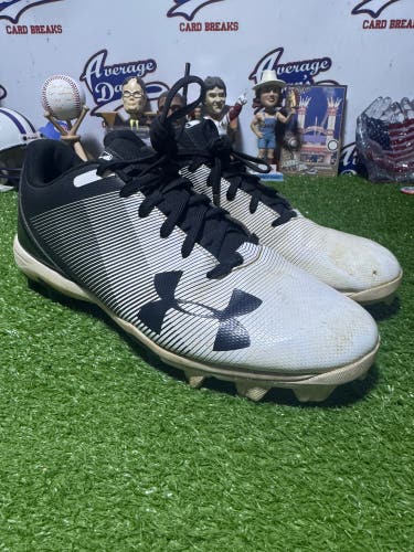 White Men's Size M 9.0 (W 10.0) Adult Under Armour Leadoff low rm Low Top Molded Cleats (Used)