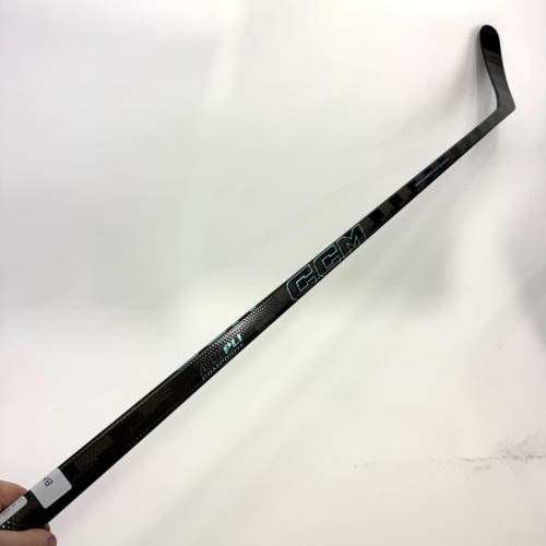 New Left CCM Vizion 2 Prototype | 65 Flex P86 Curve Grip | BH402