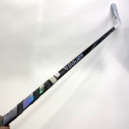 Used Left Black Bauer Flylite | 70 Flex New Zegras Pro Curve | Grip | BH404