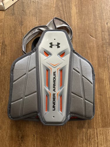 Large Adult Under Armour Spectre Shoulder Pads (Used)