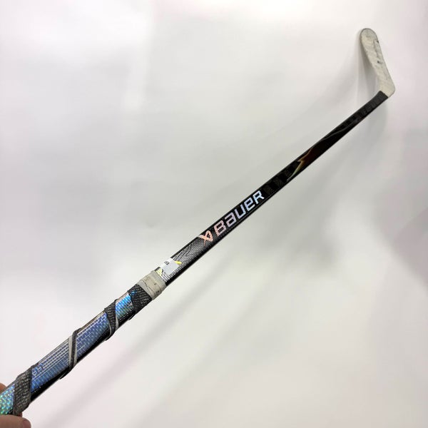 Used Left Black Bauer Flylite | 65 Flex New Zegras Pro Curve | Grip | BH407